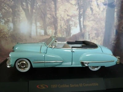 1/32 Signature models 1957 Cadillac Series 62 convertible - Image 1 of 4