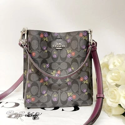NWT coach Mollie Bucket Bag 22 In Signature With Country Floral Print CN144 - Image 1 of 4