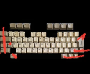 12 Commodore Amiga 600 nur Ersatzschlüssel ohne Stiel, Feder & Stößel. - Bild 1 von 1