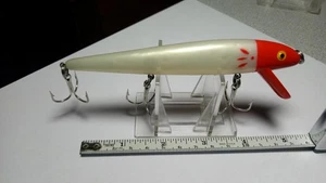 COTTON CORDELL, VINTAGE,TOUGH 5 1/4", 3 HOOK, "RED FIN" SHAD, 1/2OZ, EXC.COND. - Picture 1 of 4