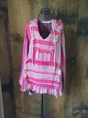 Sudadera con capucha de manta mexicana rosa Jen's Pirate Booty Baja. Talla M/L. Foto 1 de 3