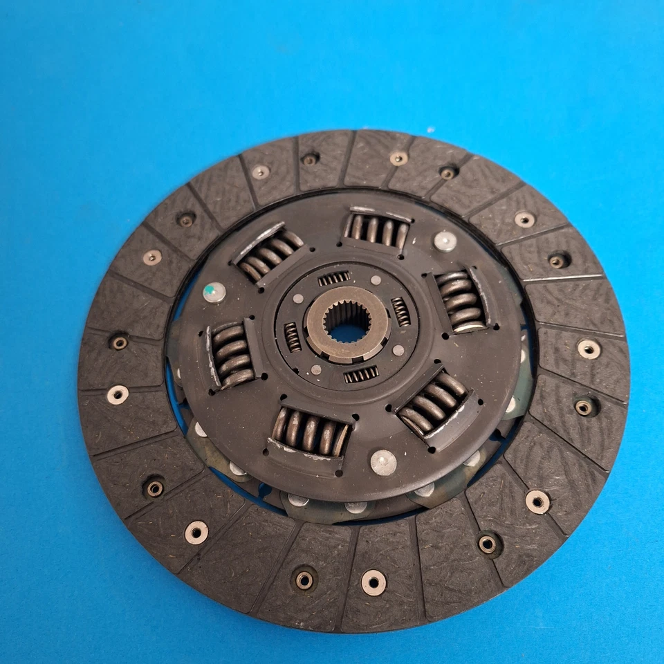 Kupplungsscheibe 235 mm Kupplung Multicar M26.4 IVECO 2,8l - Bild 1 von 1