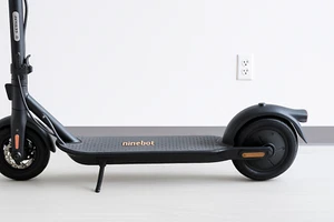 Segway Ninebot F-SE Electric Kick Scooter (Used) - Picture 1 of 5