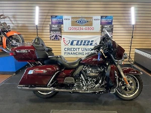 2019 Harley-Davidson Touring - Picture 1 of 24