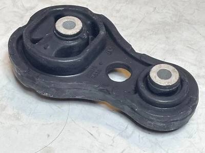 Montaje motor trasero D651-39-040A para Mazda 2 2011-2016 manual 1,5 L Foto 1 de 4