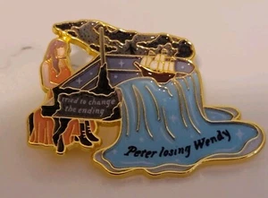 Taylor Swift Playing At The Piano Lapel Pin - Picture 1 of 1
