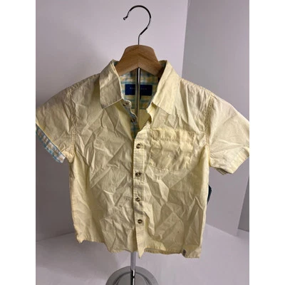 Camisa Perry Ellis manga corta abotonada niños talla 5 amarilla Foto 1 de 4