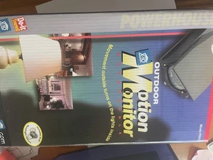 X-10 Expandable Outdoor Motion Monitor Security With Dual Floodlights - Picture 1 of 4