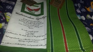 Juego de 2 toallas de cocina Kane Home para salpicaduras de sandía a juego ¡NUEVO CON ETIQUETAS SIN USAR! - Imagen 1 de 7