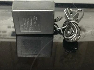 FUENTE DE ALIMENTACIÓN TELEFÓNICA COMPONENTE VTECH CLASE 2 MODELO U070090030 - Imagen 1 de 1