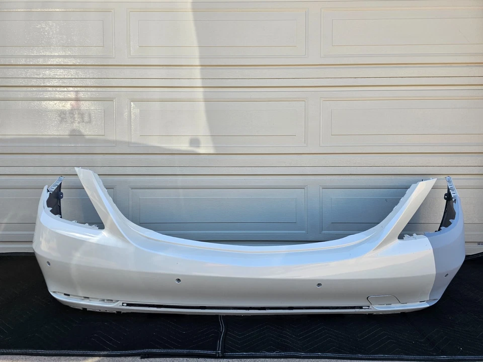Parachoques trasero Mercedes Benz S 600 Maybach OEM 2014 2015 2016 2017 Foto 1 de 4