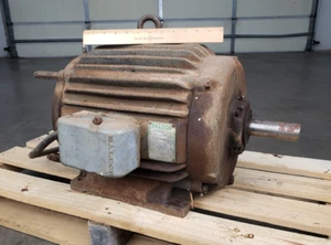 10 Hp Baldor Electric Motor 3 Phase 220/440 1725 RPM - 1-3/8" Shaft - Picture 1 of 12