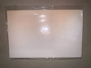 malaysia  2012 RM20 folder  AA0172107 - Picture 1 of 6