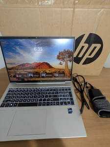 Portátil HP EliteBook 860 G10 Intel Core i5-1350P / 16 GB / 512 GB - 8E8A8UA#ABA - Imagen 1 de 7