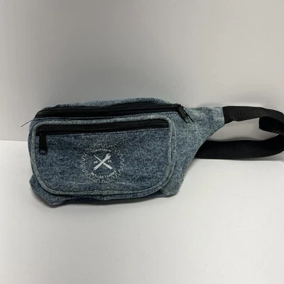 Riñonera lavada vintage de los años 90 Jean cremallera ajustable bolsa de cinturón General Motors Foto 1 de 4