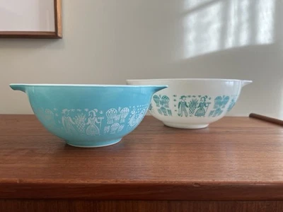 PYREX Amish Butterprint Cinderella Set of 2 Mixing Bowls Turquoise 442 White 443 - Image 1 of 4