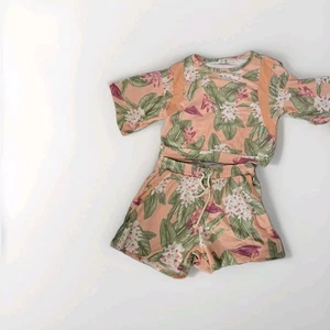 Oliviv 2 Piece Short Set - Foto 1 di 3