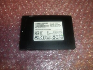 Dell 2.5" 128GB SSD Internal Solid State Drive 7MM SATA Drive 7K2G8 - Picture 1 of 1