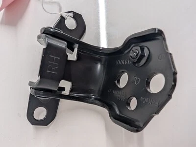 PO#1 原始设备制造商 2019 - 2024 福特 Ranger 右后下门铰链 AB3Z-2626810-C — 第 1/3 张图片