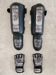 Revgear Samurai Set MMA Sparring Schienbeinschoner, Handschuhe, neu aber Besatz löst sich ab - Bild 1 von 15