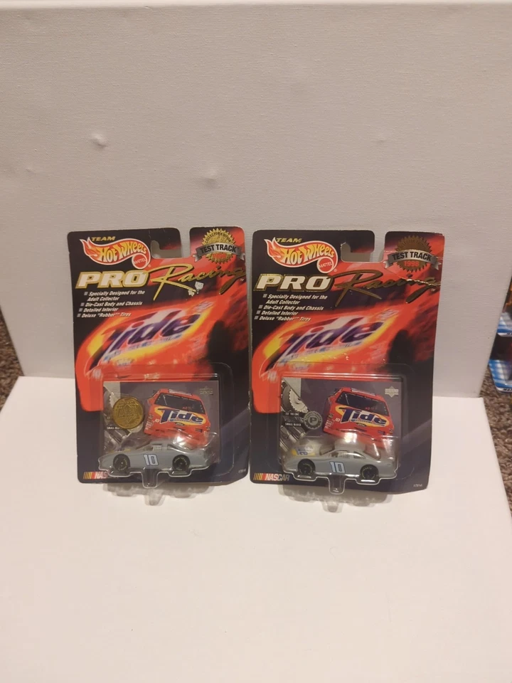 2 Hotwheels Pro Racing 1998 Ricky Rudd #10 Thunderbirds + Nascar Café Nashville Foto 1 de 4