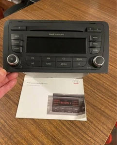 GENUINE AUDI A3 2003-2008 SYMPHONY II RADIO CD PLAYER CASSETTE HEAD UNIT - Picture 1 of 3