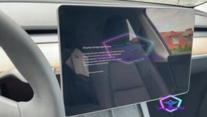 Szkło ochronne wyświetlacza PRAWDZIWE SZKŁO z ramką montażową do Tesla Y i 3 - Zdjęcie 1 z 4