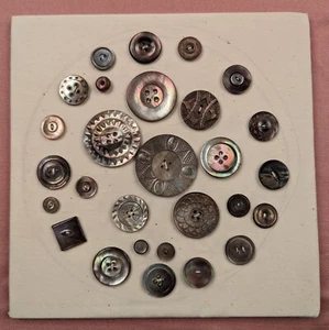 BEAUTIFUL VICTORIAN 19TH C SMOKEY POLISHED SHELL BUTTON LOT F MUSEUM DEACCESSION - Picture 1 of 4