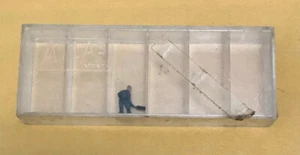 Vintage N scale Atlas People figure box with one figure 2907 - Picture 1 of 4