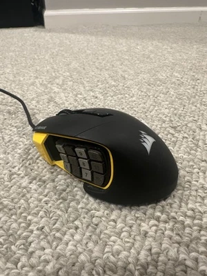 GENUINO Corsair SCIMITAR Pro RGB Ratón para Juegos con Cable CH-9304011-NA - Negro/Amarillo Foto 1 de 2