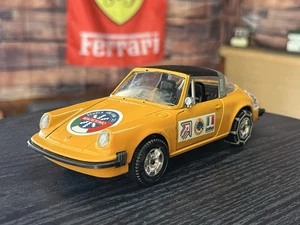 Porsche 911 S scala 1:25, Mebetoys, Made in Italy - Foto 1 di 12