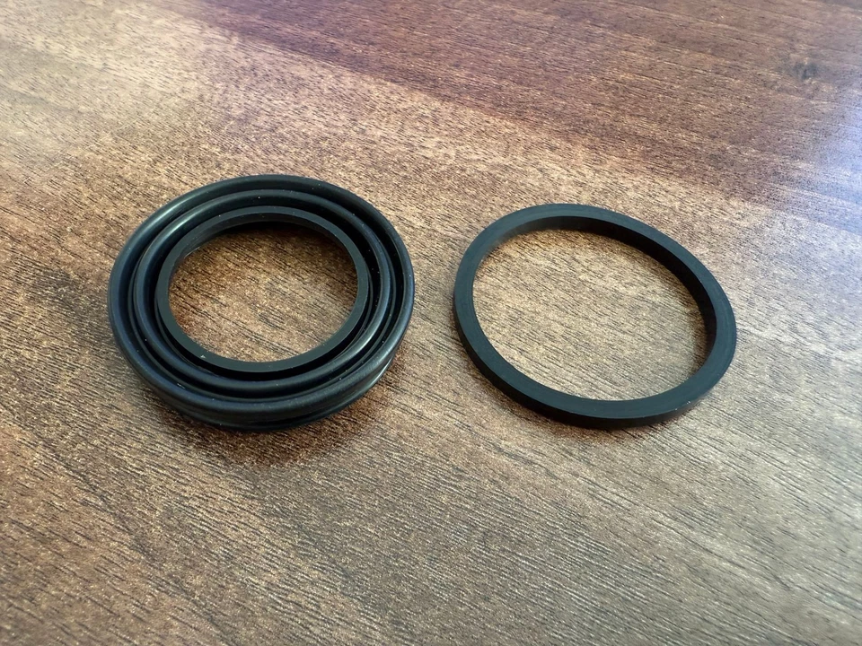 Sellos de pistón de pinza de freno delantero izquierdo para Suzuki GS 1100 G (DOHC 8 válvulas) 1982 Foto 1 de 1