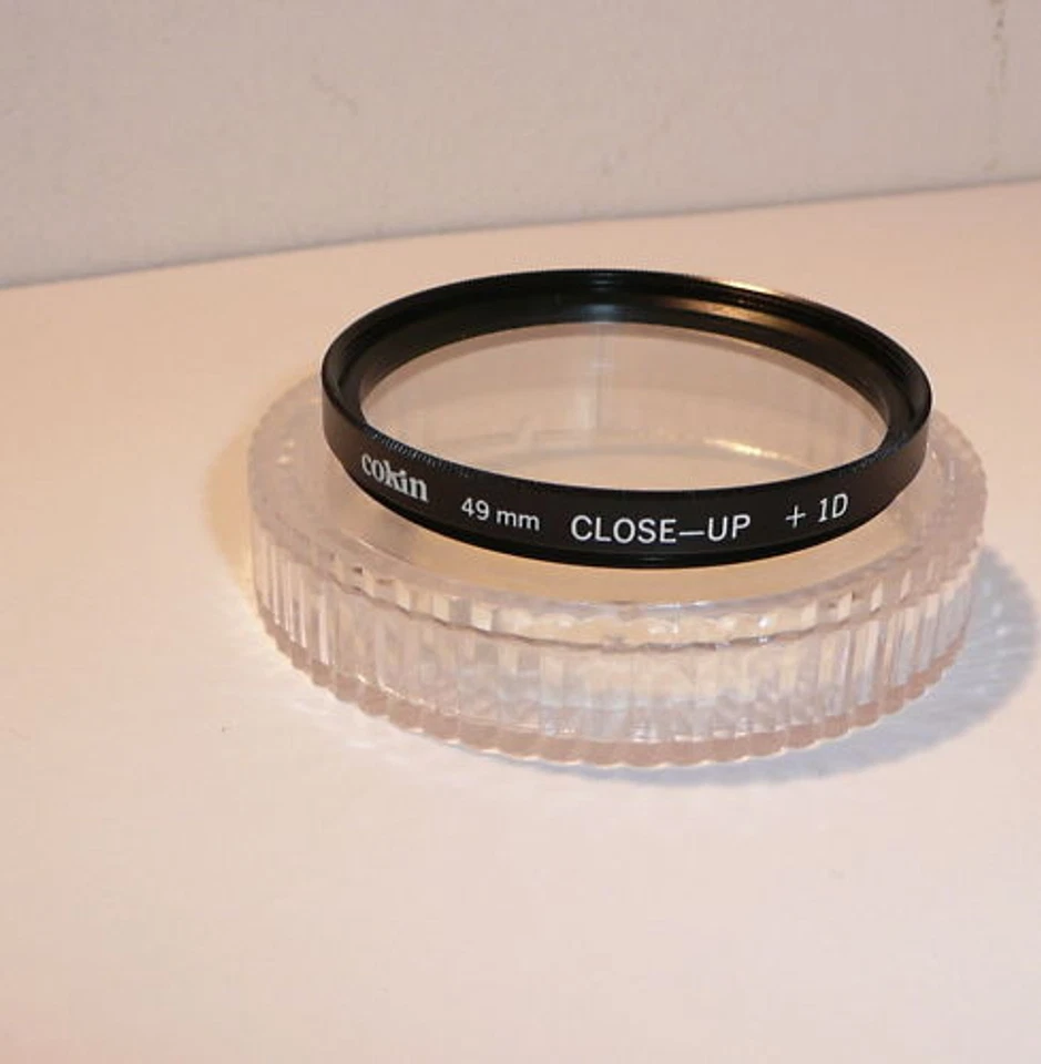 COKIN 49mm +1 CLOSE UP FILTER , CASED & CLEAN - Image 1 of 1