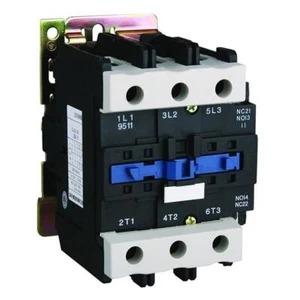 1x LC1D6511P7 Telemecanique 3-poliges Schütz, 65A 230V 50/60Hz 2NO+2NC - Bild 1 von 1