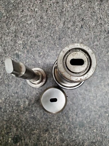 Strippit 1-1/4" Station Rundstanze 0,250" x 0,500" x Matrize + 0,012" - Bild 1 von 8