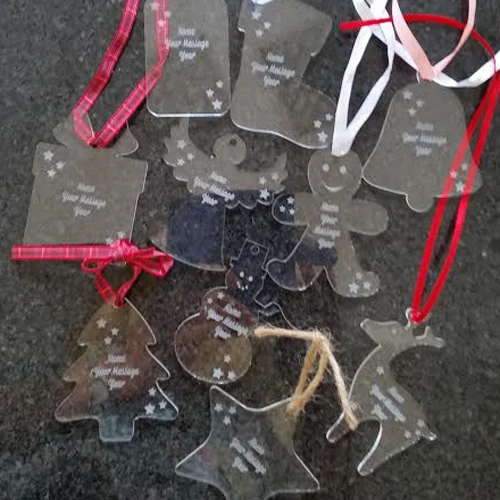 BONGO BADGES PERSONALISED ENGRAVED CHRISTMAS DECORATION GIFT STOCKING FILLER NAN GRAN MUM