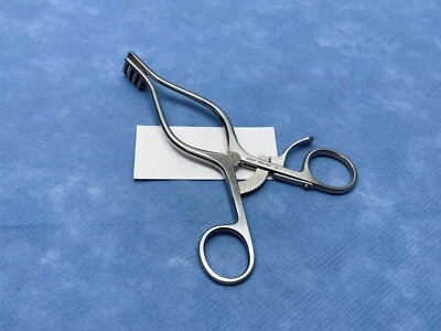 Jarit 205-156 Weitlaner Retractor, 6.5", 3x4 Prongs, Blunt, Germany - Image 1 of 4