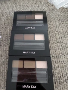 Mary Kay Brow Kit includes Pomade, Powder & Highlighter Choose from 3 Shades - Picture 1 of 1