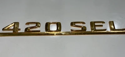 Insignia modelo tapa trasera - 126-817-20-15 - para Mercedes-Benz 420SEL 1986-1991 Foto 1 de 4