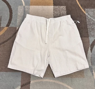 Pantalón corto informal de algodón texturizado forrado beige Five Four Los Angeles para hombre. Talla L. Foto 1 de 4