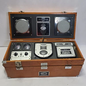 CD Spirit Of St. Louis Field Mk. Reparación de piezas de boombox estéreo portátil II - Imagen 1 de 24