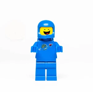 LEGO Movie Minifigure – Benny, Closed Eyes (tlm094) 70818 Couch - Picture 1 of 6