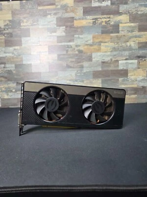 EVGA GEFORCE SIG2 GTX660 03G-P4-2667- KR Graphics Card - Image 1 of 4