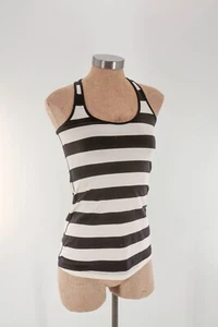 Lululemon Racerback Streifen schwarz/weiß Größe fehlt siehe Maße auf Bildern - Bild 1 von 6