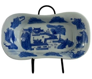 Antikes chinesisches weiß & blaues Porzellan Tablett oval Landschaft 9,25”x 4,75” EUC - Bild 1 von 3