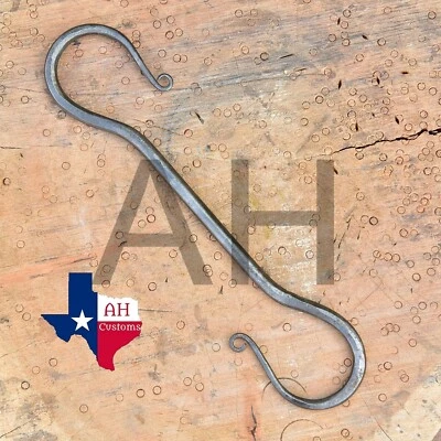 Gancho S de acero forjado con temática medieval | Cocina camping cocina recreación utilería  Foto 1 de 4