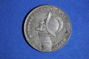 1934 Panama 1/2 Balboa #K56824 - Picture 1 of 2