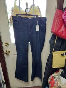 Nwt Jessica Simpson Womens Plus Jeans Dark Denim Daisy Flare 18w - Picture 1 of 2