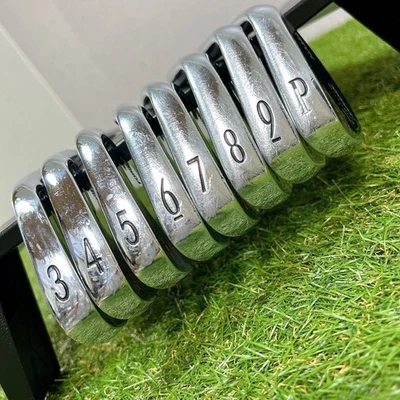 Titleist Rechtshänder Eisensatz 695MB 3-9,P DynamicGold Flex S300 - Bild 1 von 4