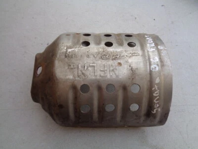 2006 HYUNDAI SONATA 3.3L FRONT EXHAUST MANIFOLD HEAT SHIELD UPPER 左侧原始设备制造商 — 第 1/2 张图片